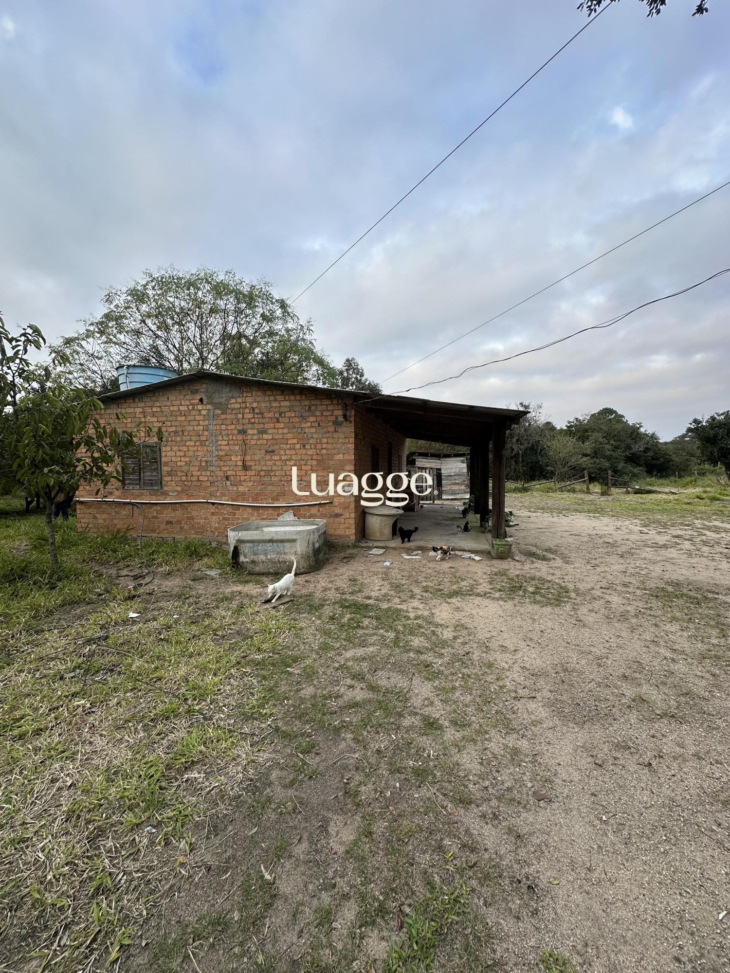 Chácara à venda com 2 quartos, 70m² - Foto 2
