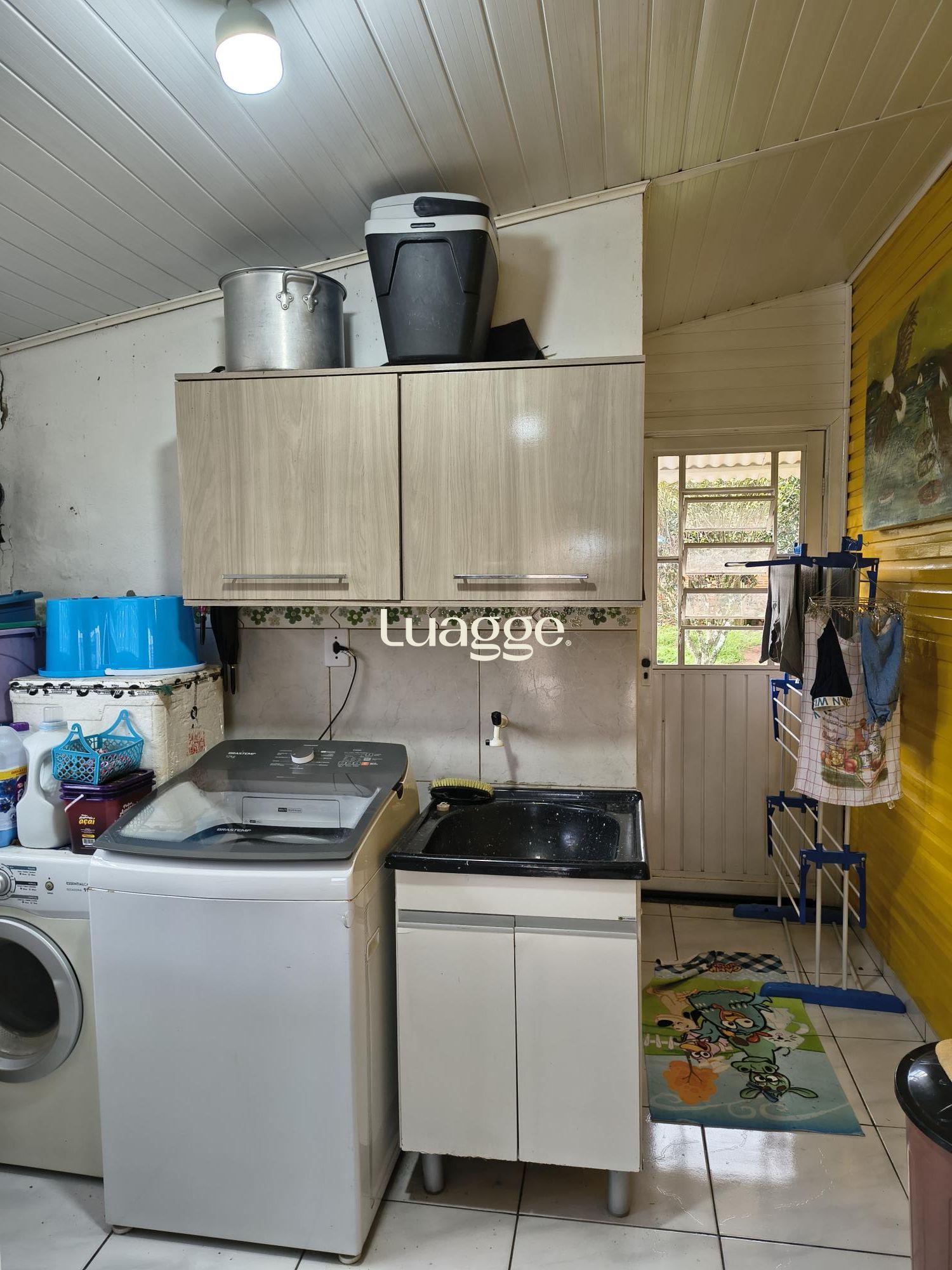 Casa à venda com 2 quartos, 72m² - Foto 9