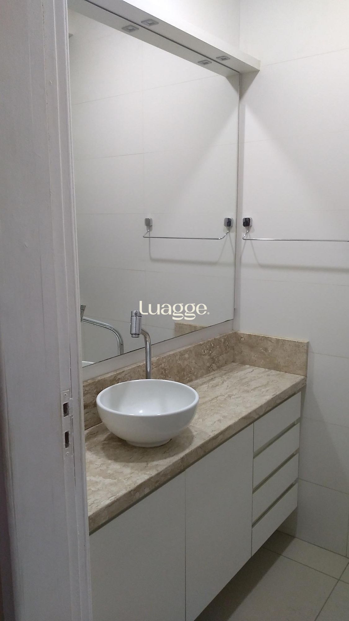 Apartamento à venda com 2 quartos, 72m² - Foto 10