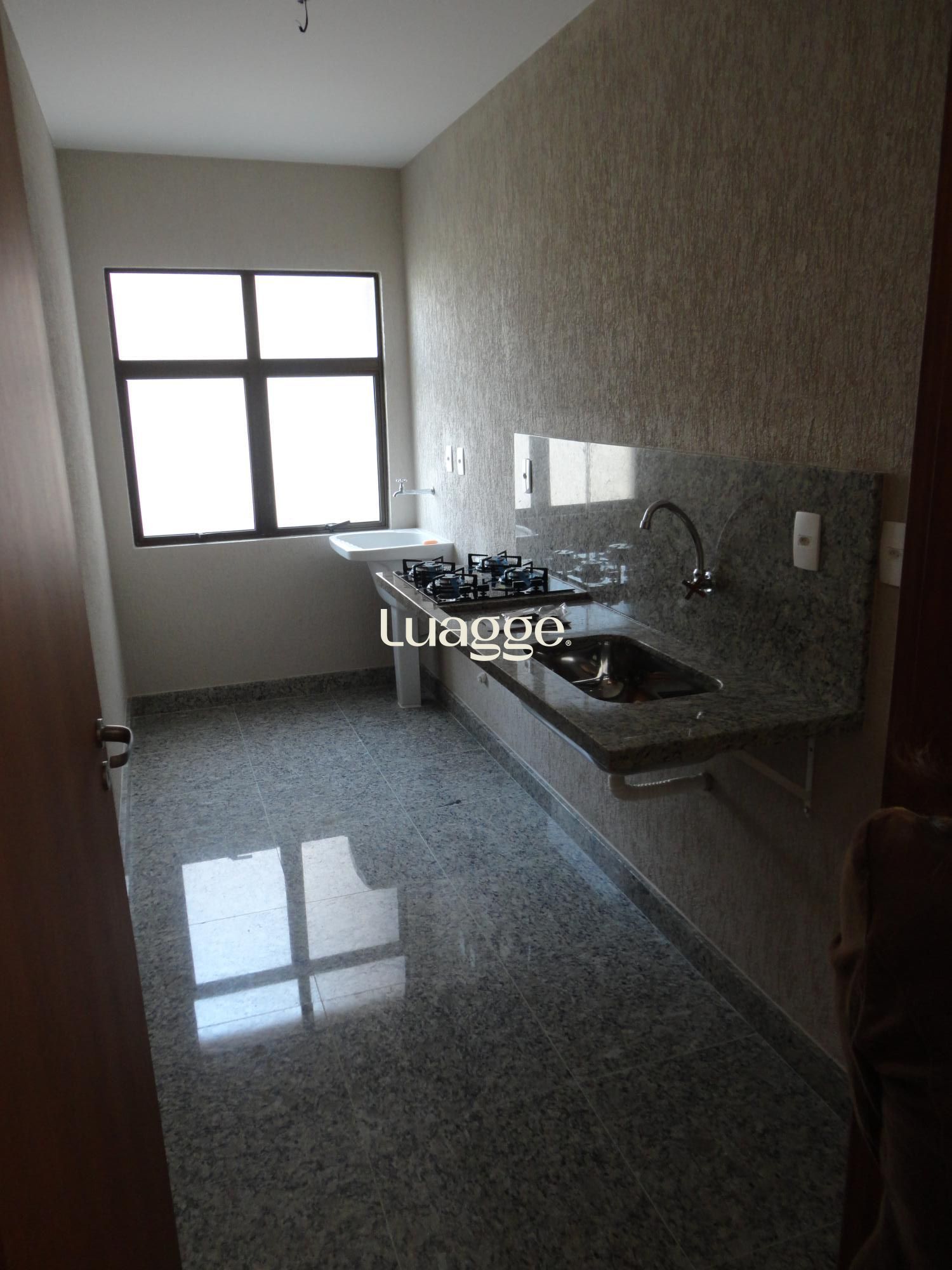 Apartamento à venda com 3 quartos, 67m² - Foto 6