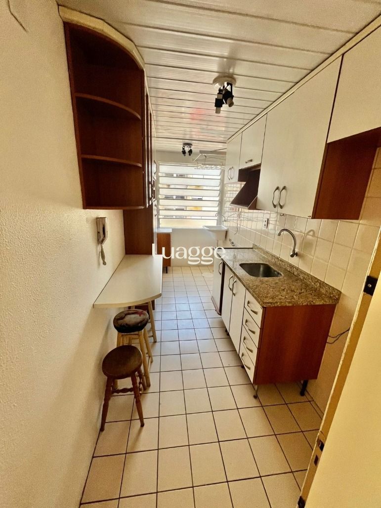 Apartamento à venda com 2 quartos, 51m² - Foto 17
