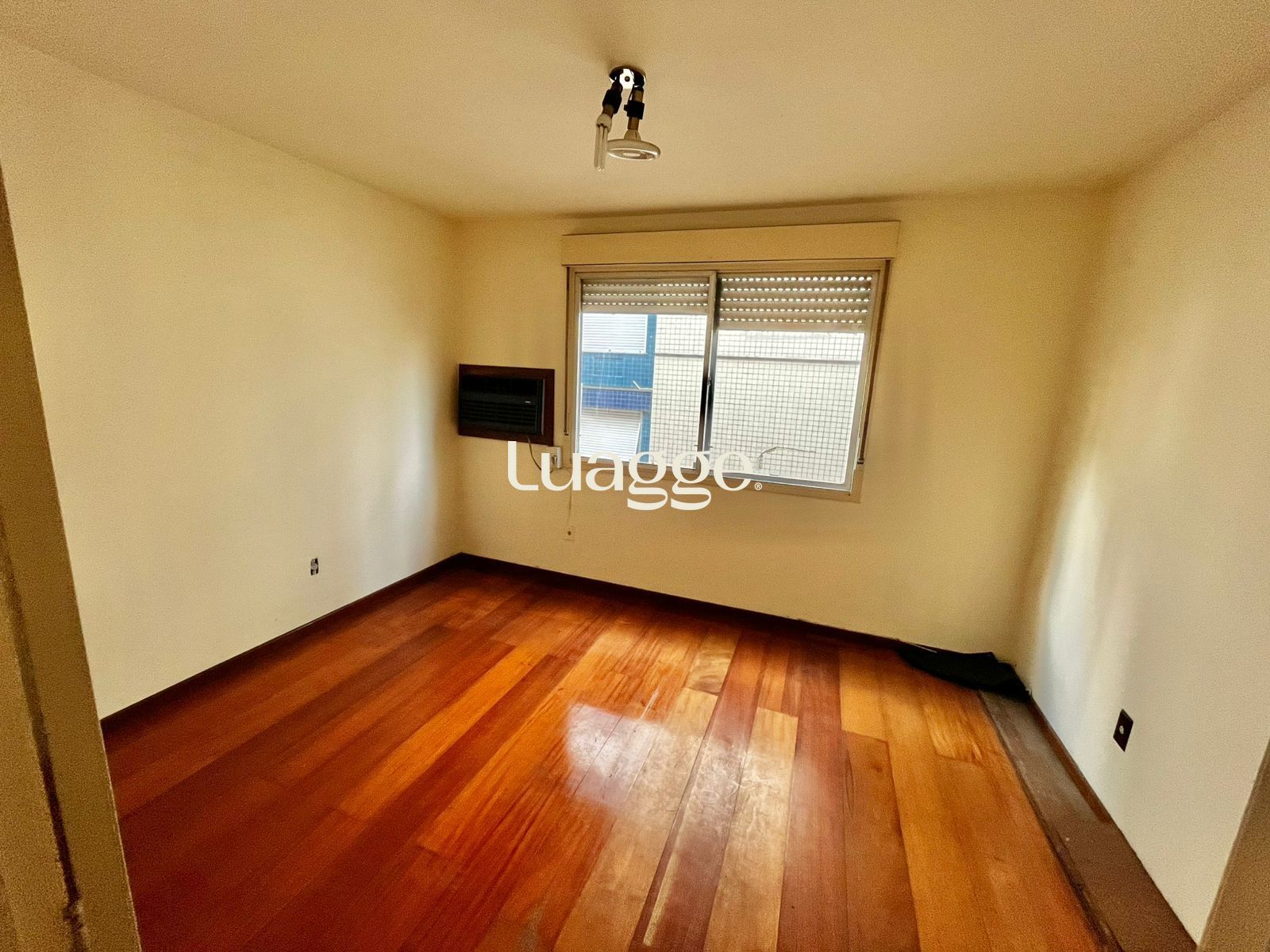 Apartamento à venda com 2 quartos, 60m² - Foto 4