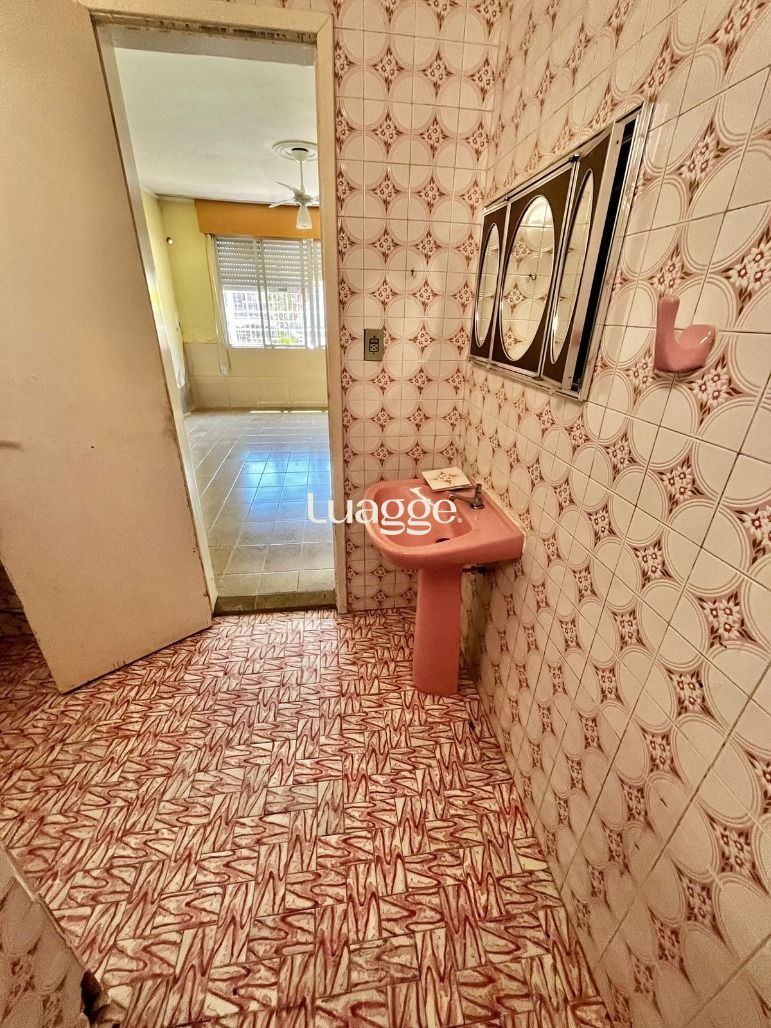 Casa à venda com 3 quartos, 151m² - Foto 14