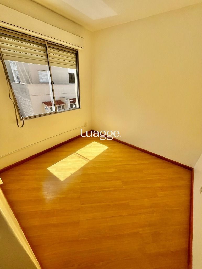 Apartamento à venda com 2 quartos, 51m² - Foto 11