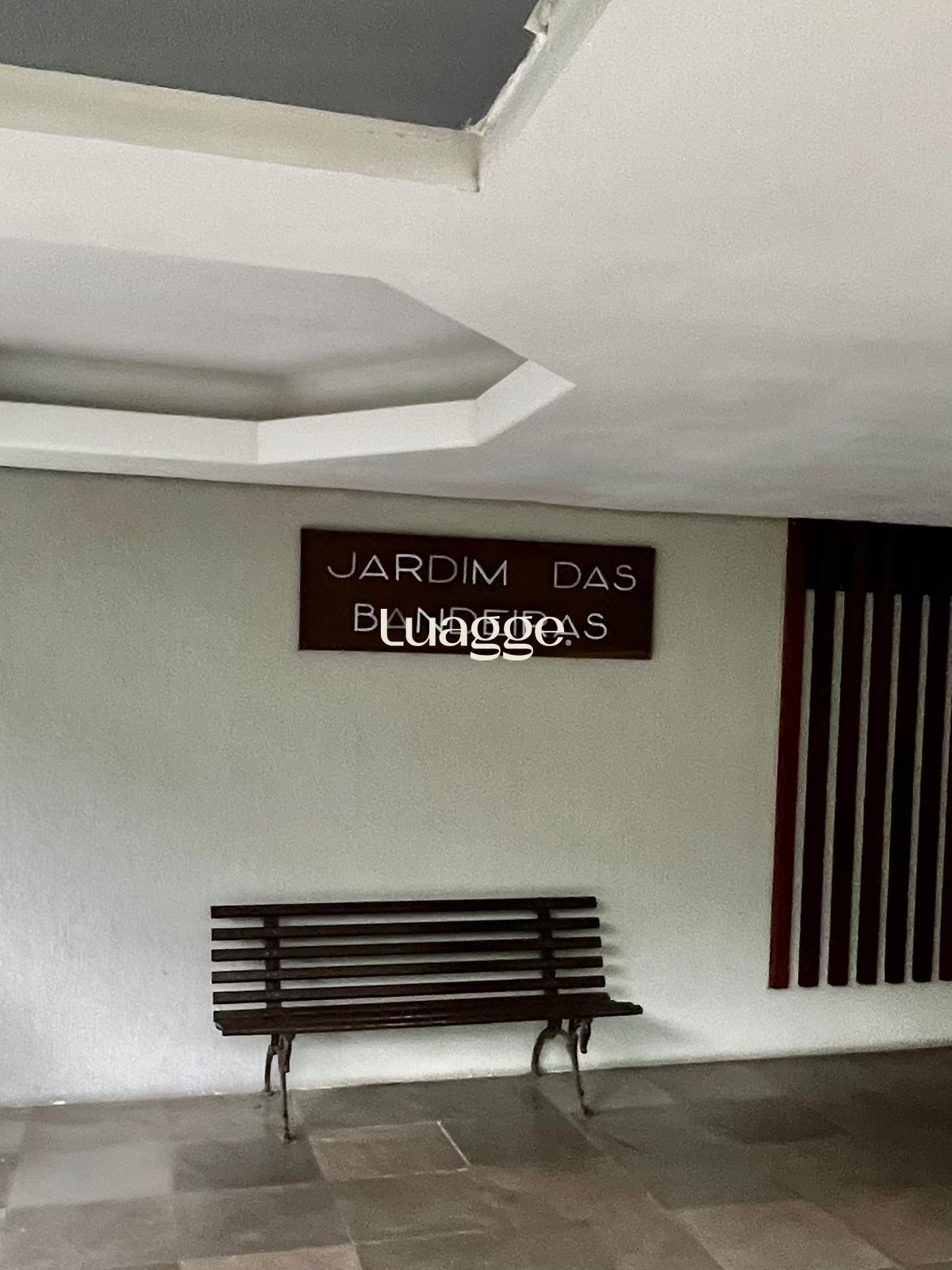 Apartamento à venda com 2 quartos, 78m² - Foto 2