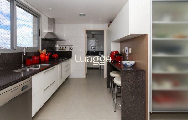 Apartamento, 3 quartos, 194 m² - Foto 9