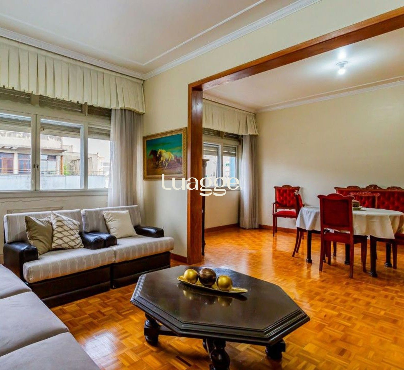Apartamento à venda com 4 quartos, 195m² - Foto 1
