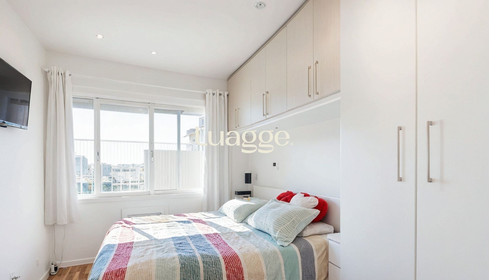 Apartamento à venda com 2 quartos, 72m² - Foto 11