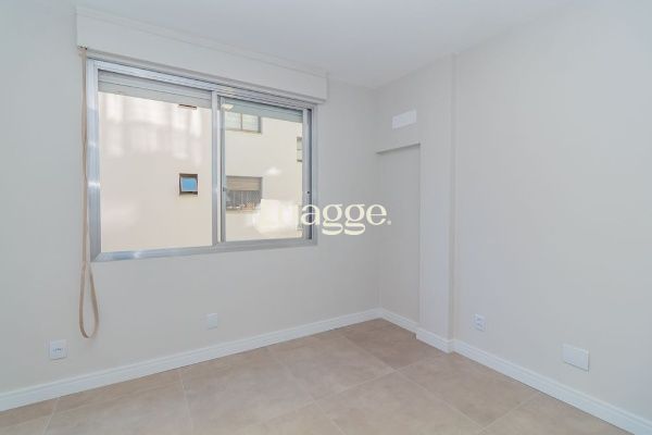Apartamento à venda com 3 quartos, 113m² - Foto 12