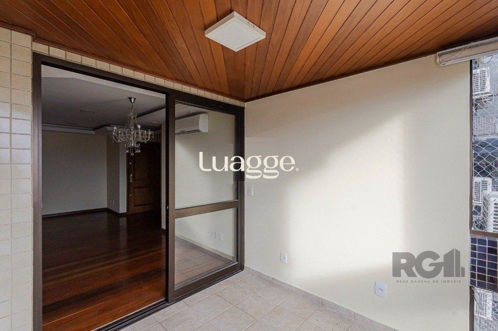 Apartamento à venda com 3 quartos, 97m² - Foto 3