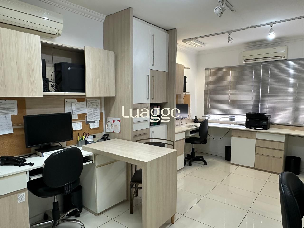 Vende-se sala comercial com 32,1m² – Centro Histórico