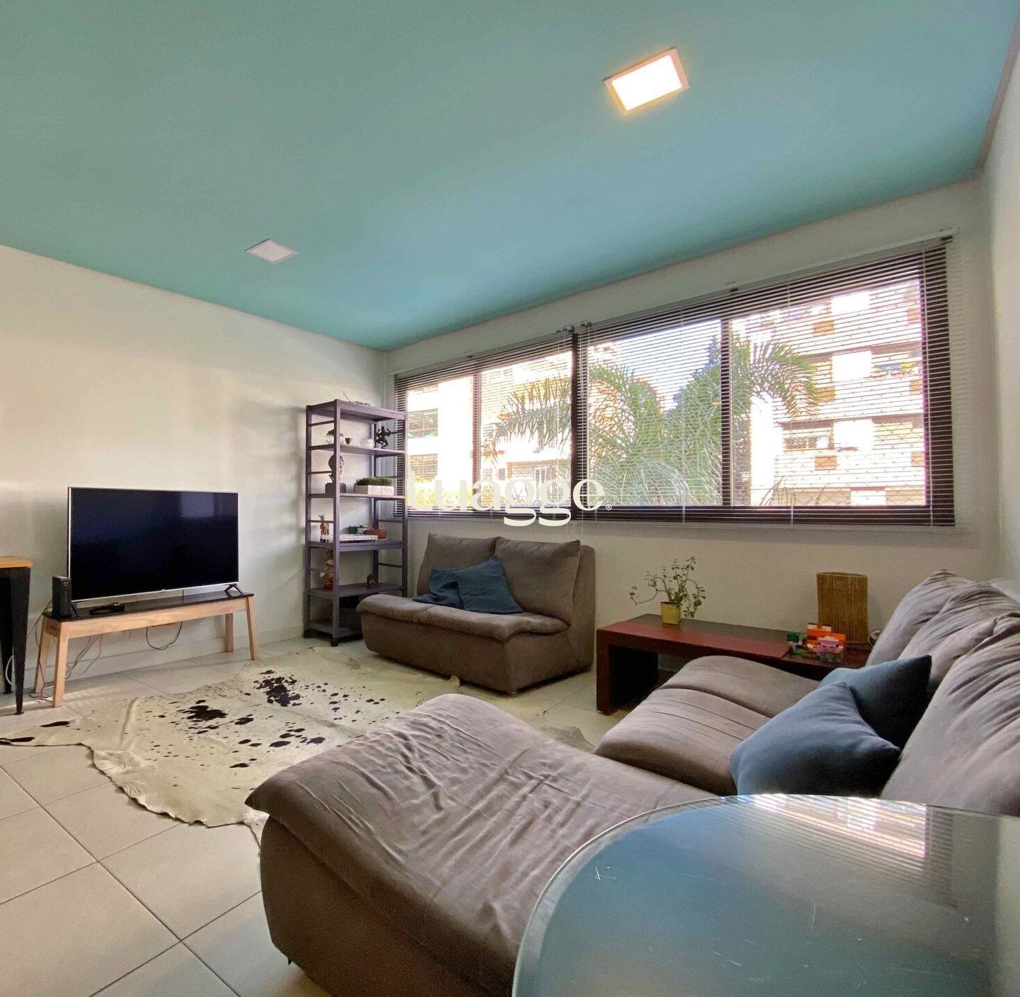 Apartamento à venda com 2 quartos, 83m² - Foto 2