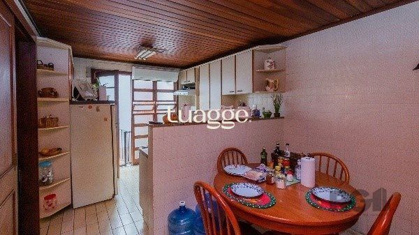 Casa de Condomínio à venda com 3 quartos, 290m² - Foto 19