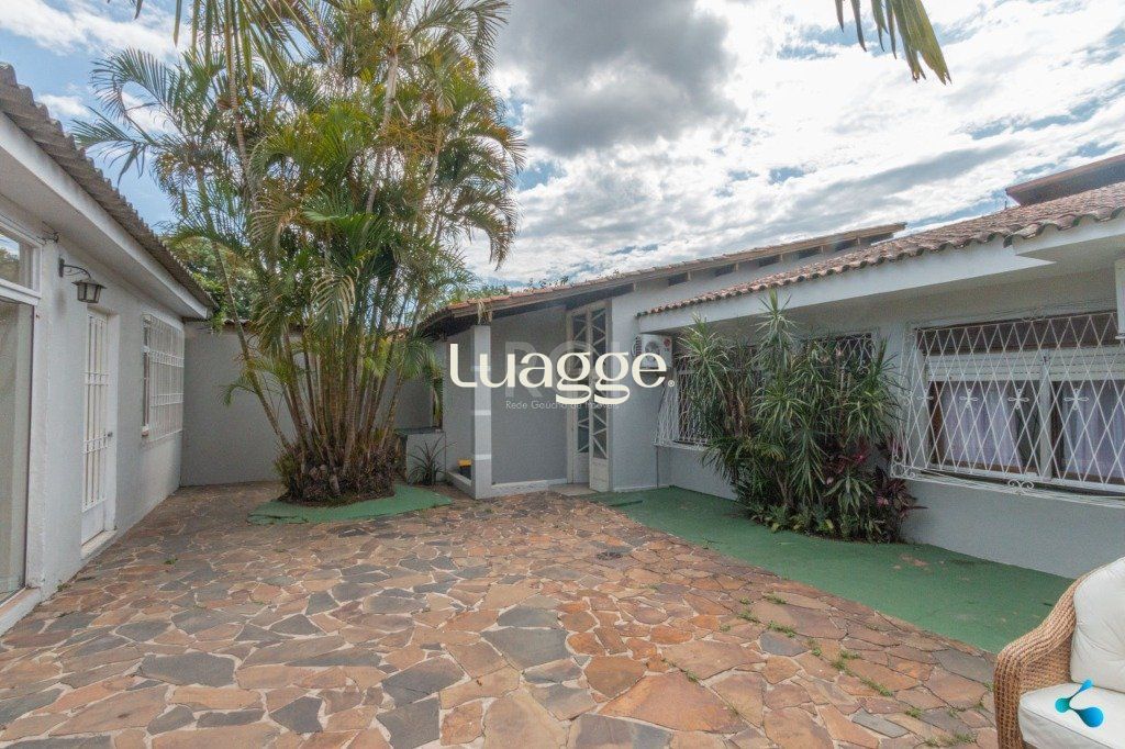 Casa à venda com 3 quartos, 241m² - Foto 52