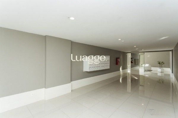 Apartamento à venda com 2 quartos, 86m² - Foto 27