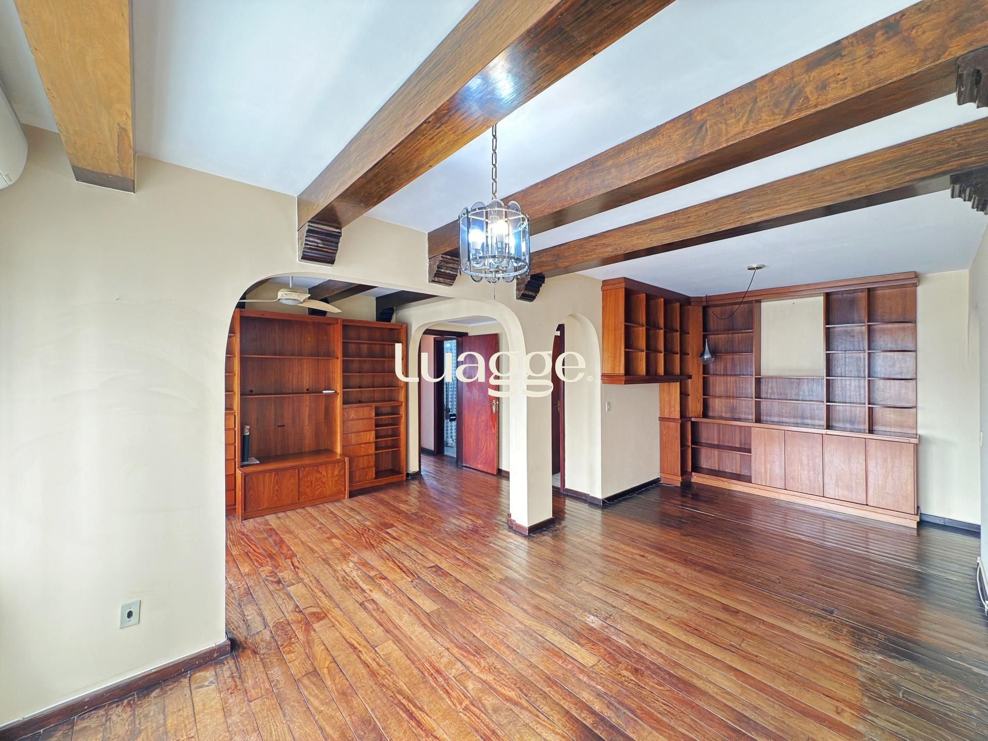 Apartamento de 3 Dormitórios localizado no bairro Petrópolis