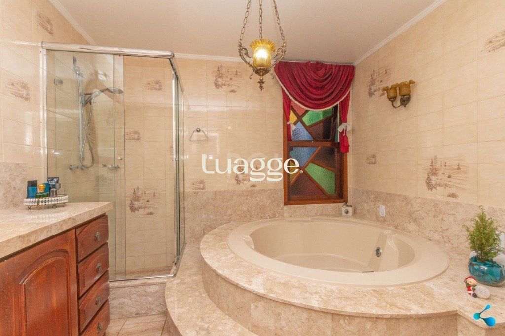 Casa à venda com 3 quartos, 241m² - Foto 22
