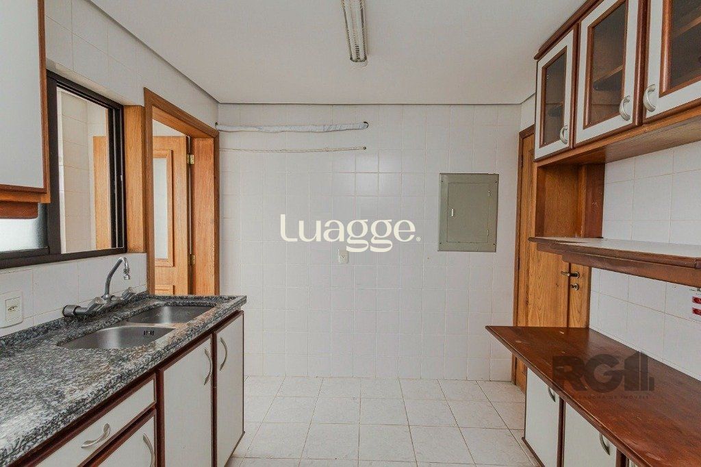 Apartamento à venda com 3 quartos, 97m² - Foto 11