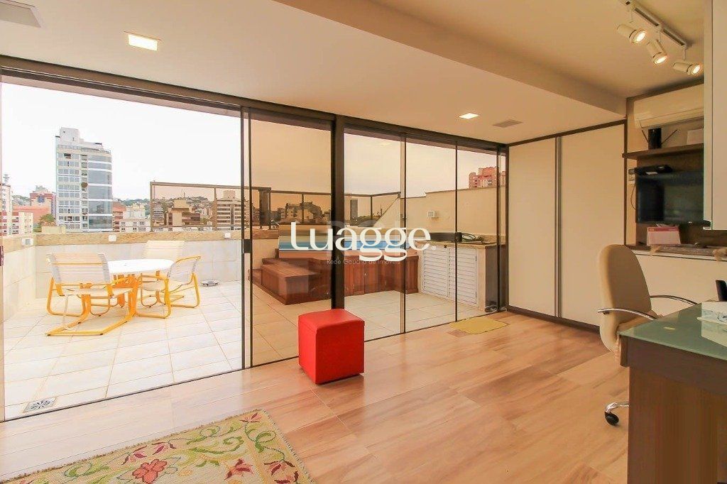 Cobertura à venda com 3 quartos, 251m² - Foto 1