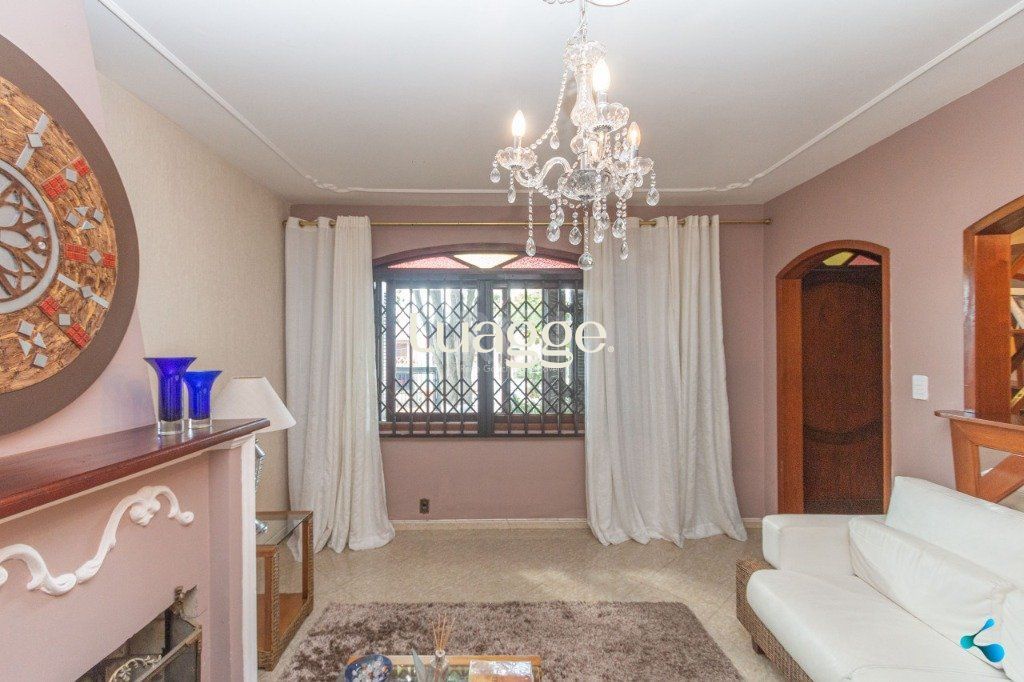 Casa à venda com 3 quartos, 241m² - Foto 3