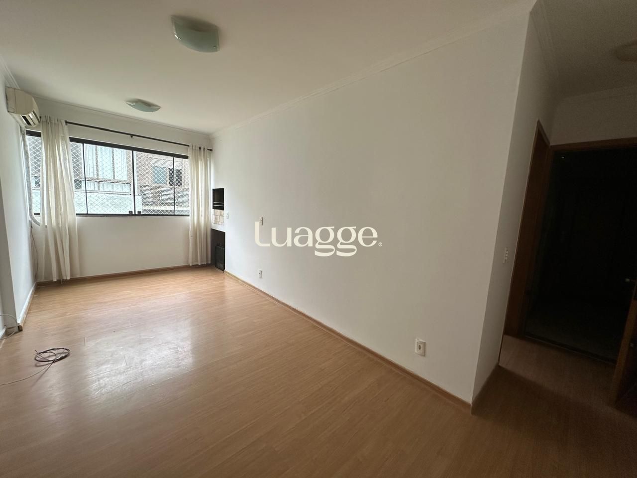 Apartamento à venda com 2 quartos, 69m² - Foto 3