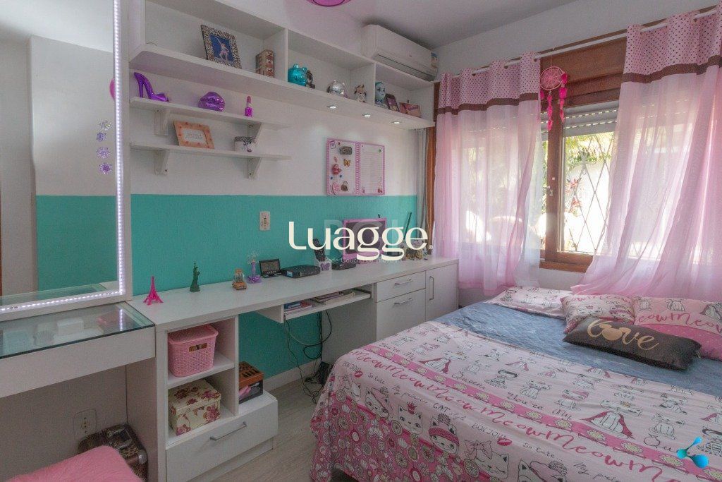 Casa à venda com 3 quartos, 241m² - Foto 34