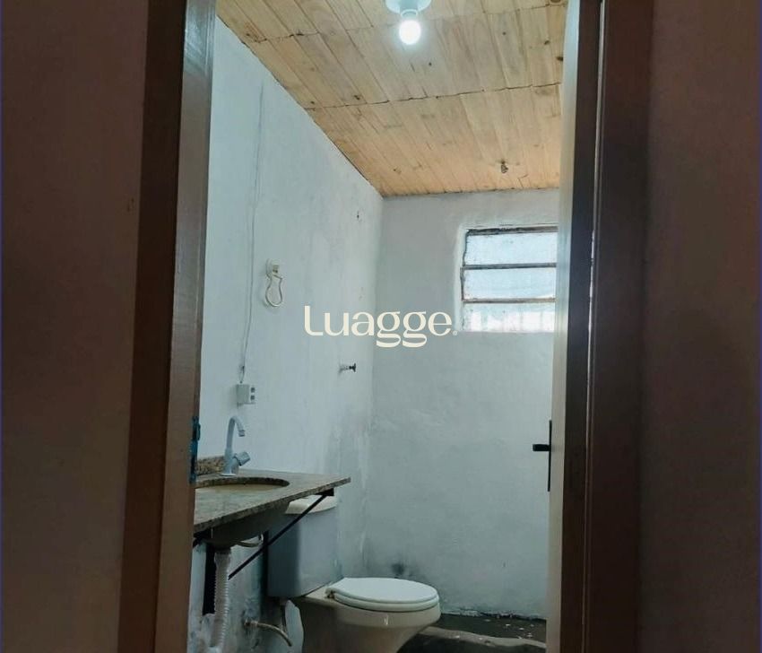 Casa à venda com 2 quartos, 72m² - Foto 5
