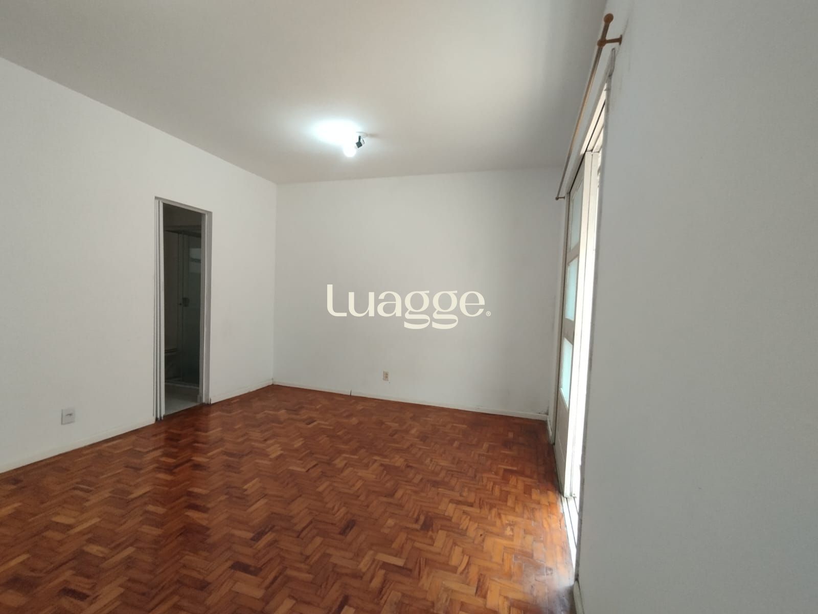 Apartamento, 1 quarto, 37 m² - Foto 2