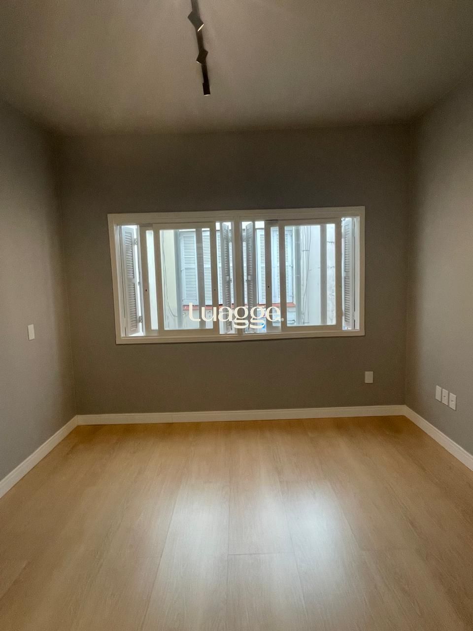Kitnet, à venda, 24 m², Cidade Baixa - Porto Alegre — foto 3