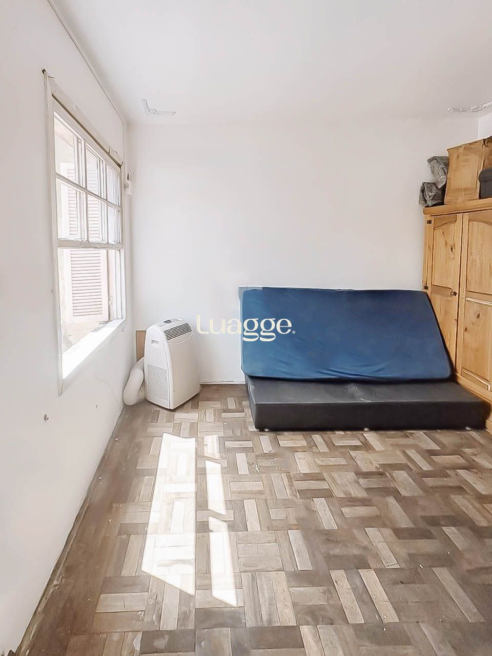 Kitnet, à venda, 18 m², Azenha - Porto Alegre — foto 2