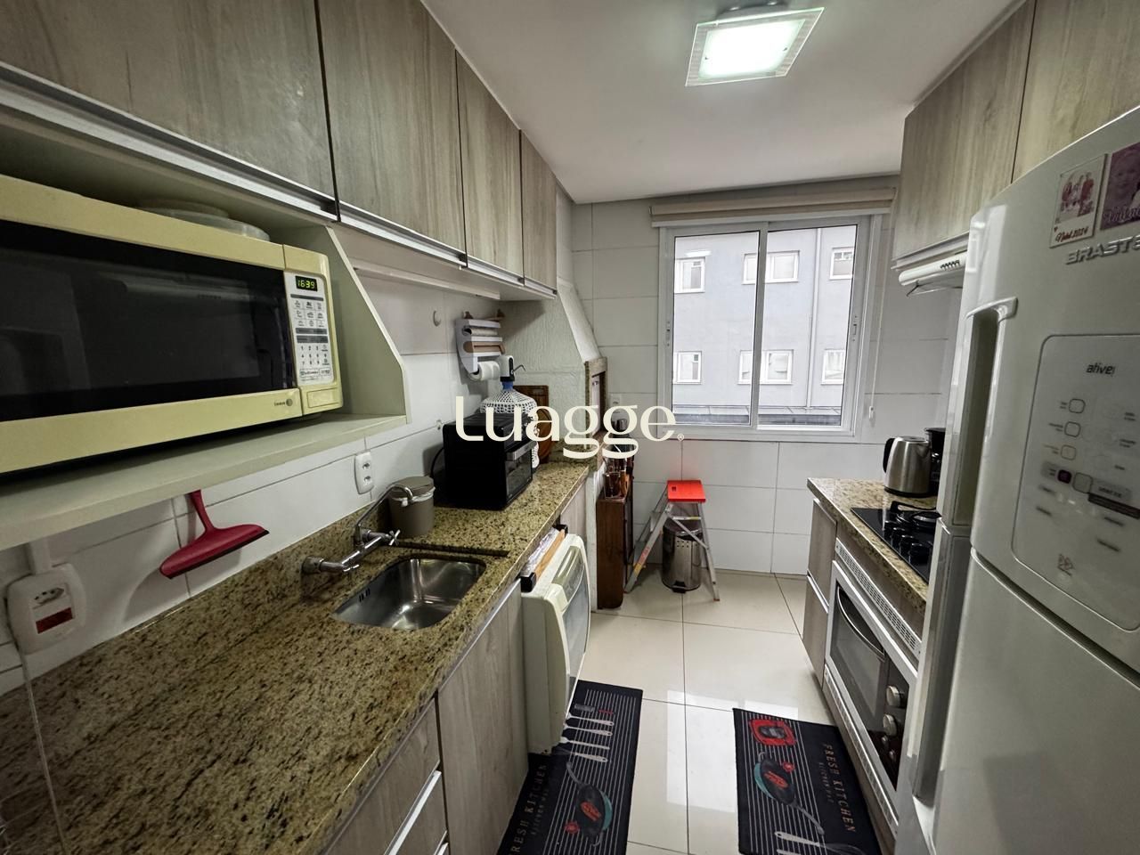 Apartamento à venda com 2 quartos, 74m² - Foto 13