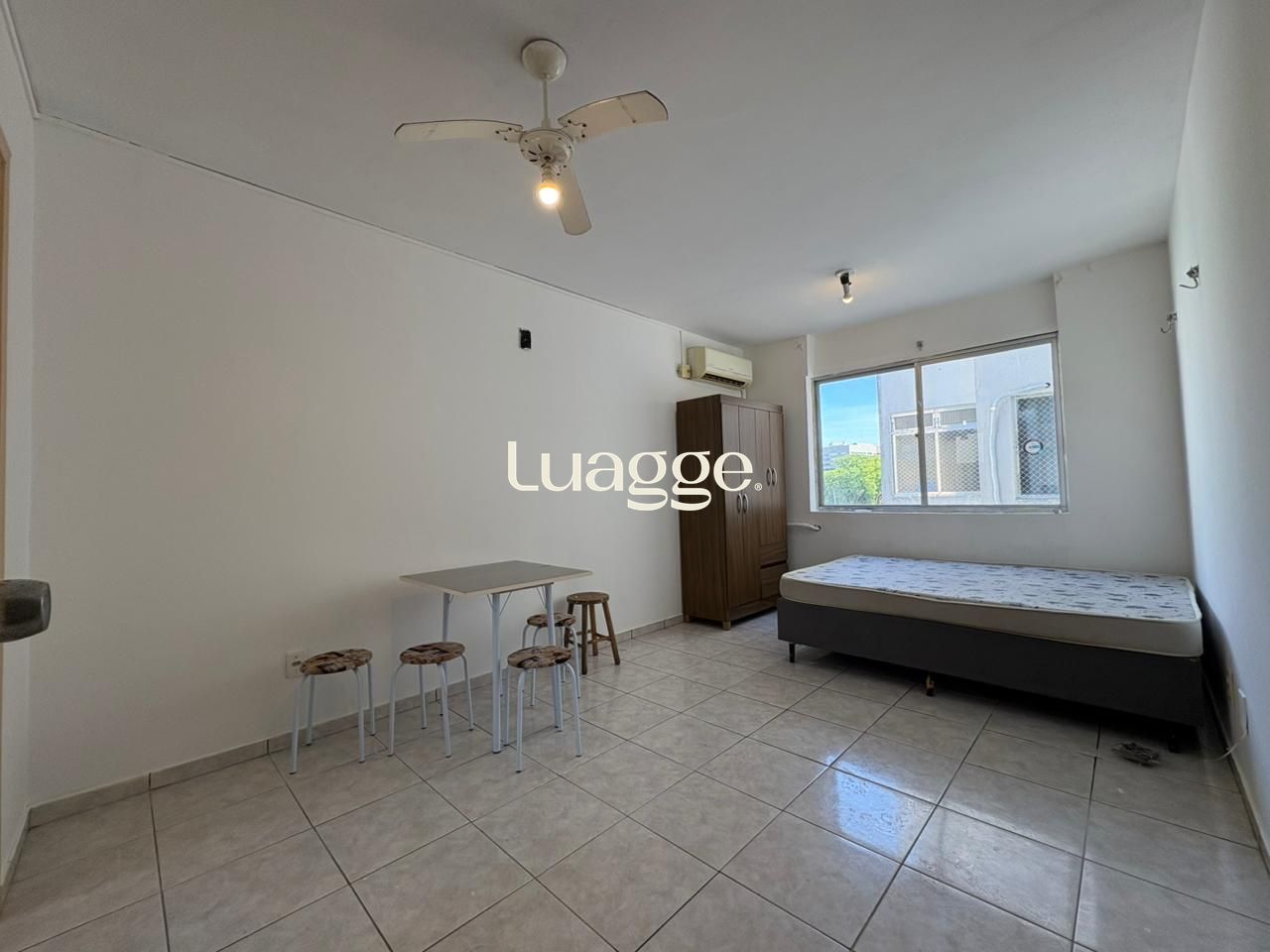 Kitnet, à venda, 25 m², Centro Histórico - Porto Alegre — foto 4