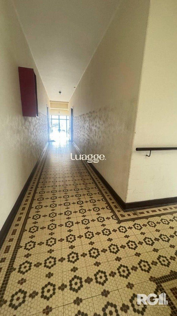 CORREDOR-DE-ACESSO-AOS-APARTAMENTOS