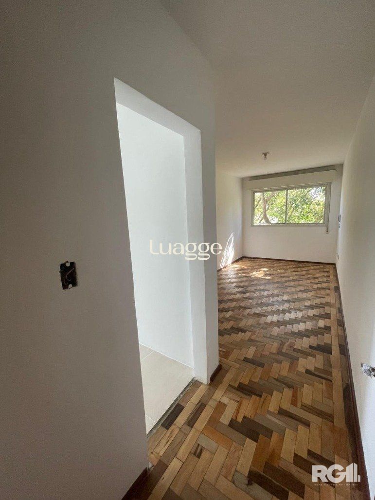 Apartamento à venda com 1 quarto, 44m² - Foto 2