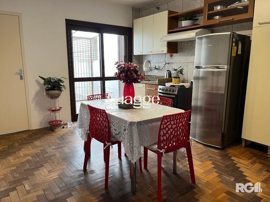 Casa à venda com 4 quartos, 181m² - Foto 9