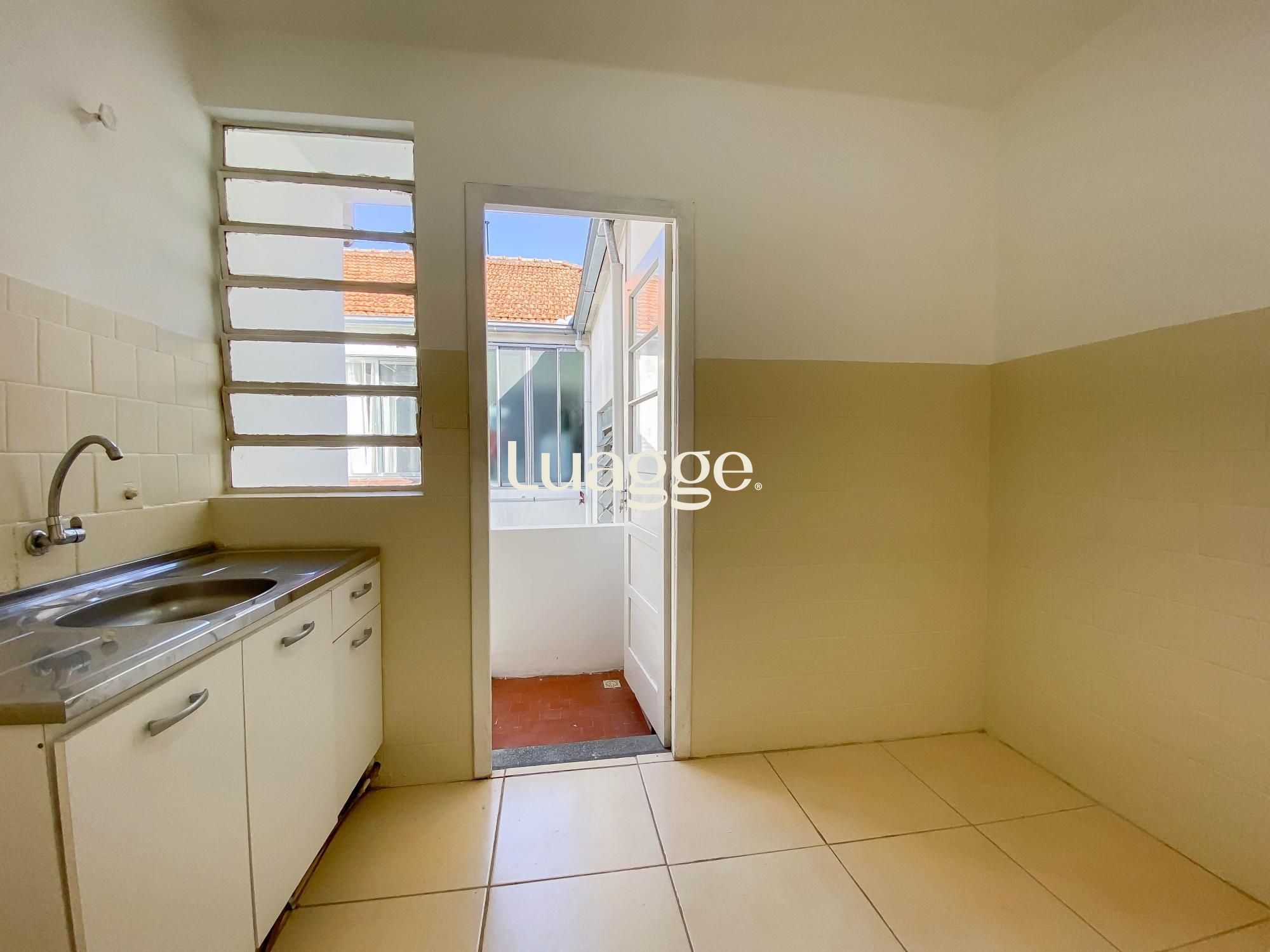 Apartamento à venda com 2 quartos, 56m² - Foto 15