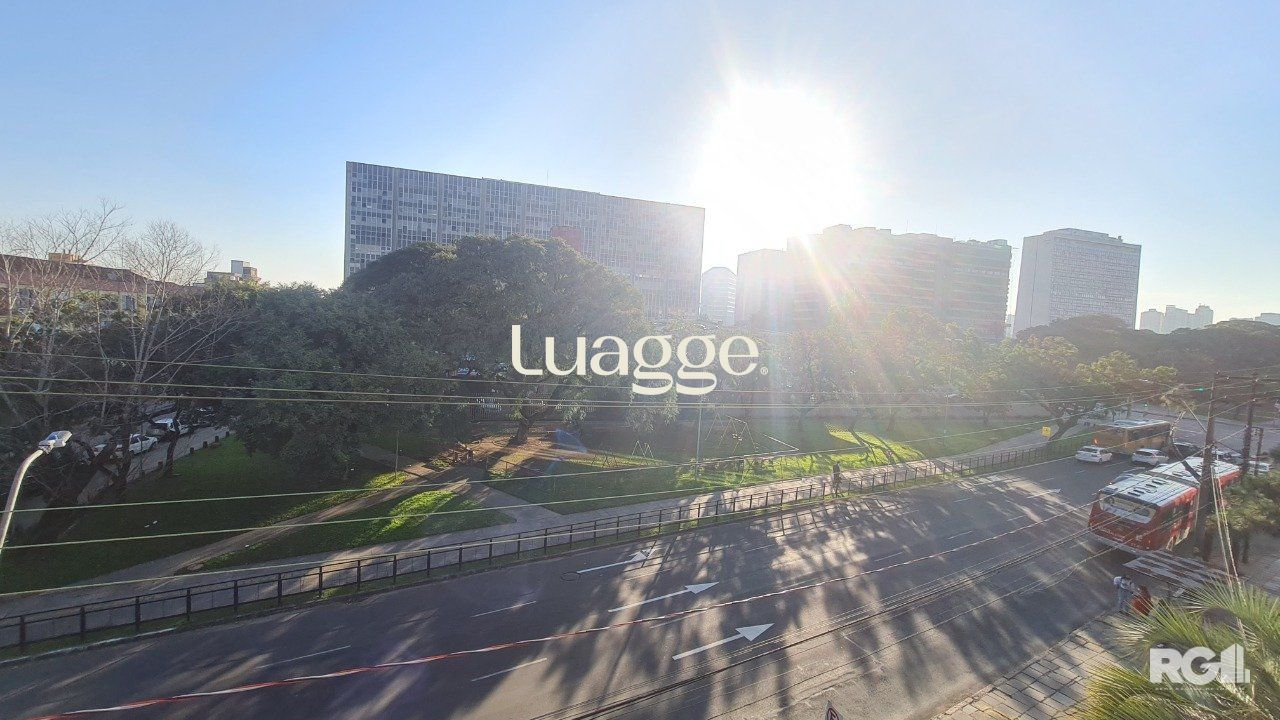 Apartamento à venda com 2 quartos, 56m² - Foto 12