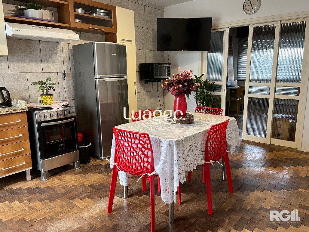 Casa à venda com 4 quartos, 181m² - Foto 6