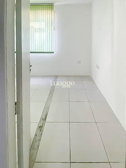 Conjunto Comercial-Sala à venda com 4 quartos, 50m² - Foto 6