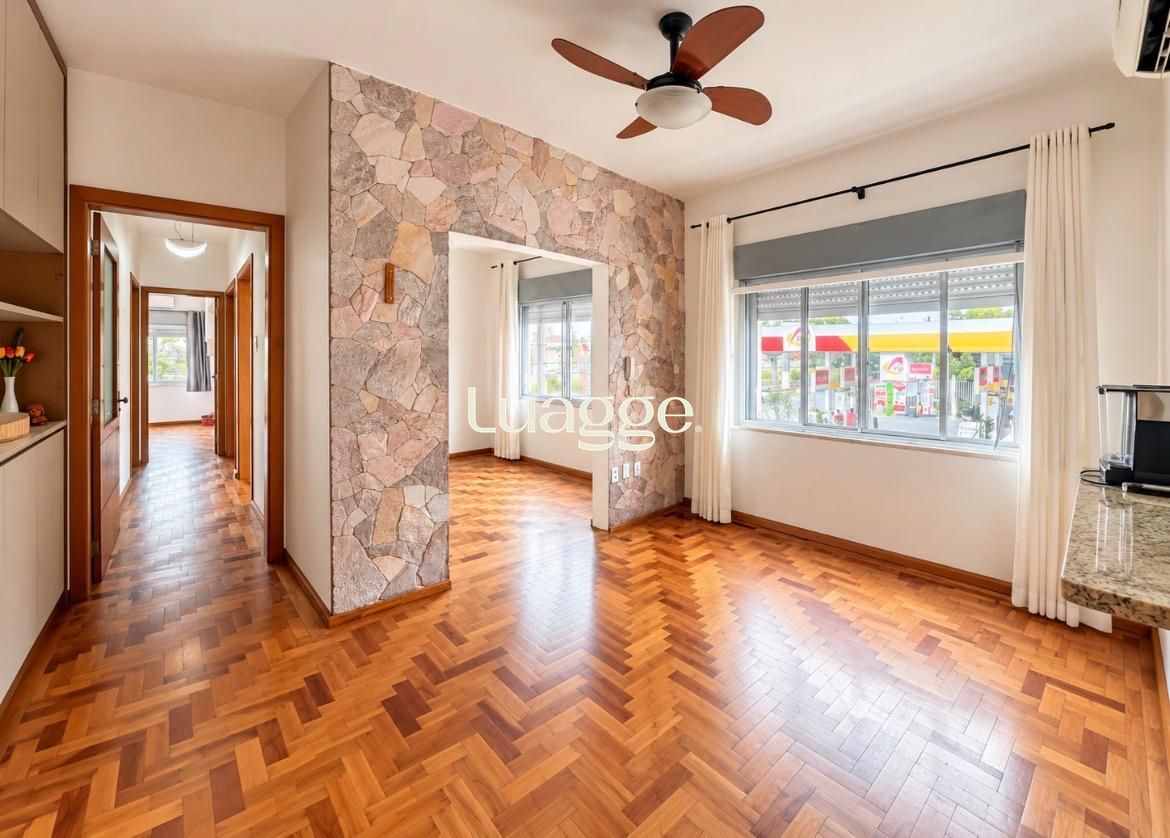 Living Amplo Parquet Excelente.