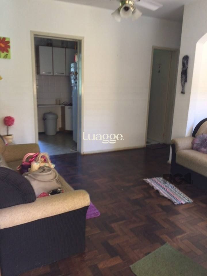 Apartamento à venda com 3 quartos, 77m² - Foto 1