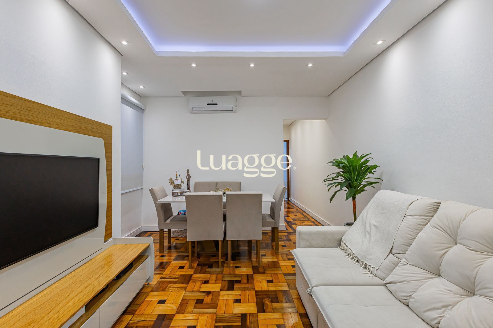 Apartamento à venda com 3 quartos, 69m² - Foto 2