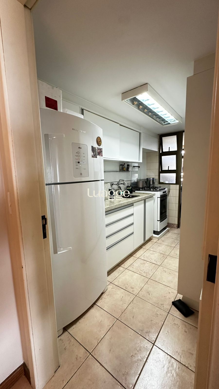 Apartamento à venda com 3 quartos, 90m² - Foto 22