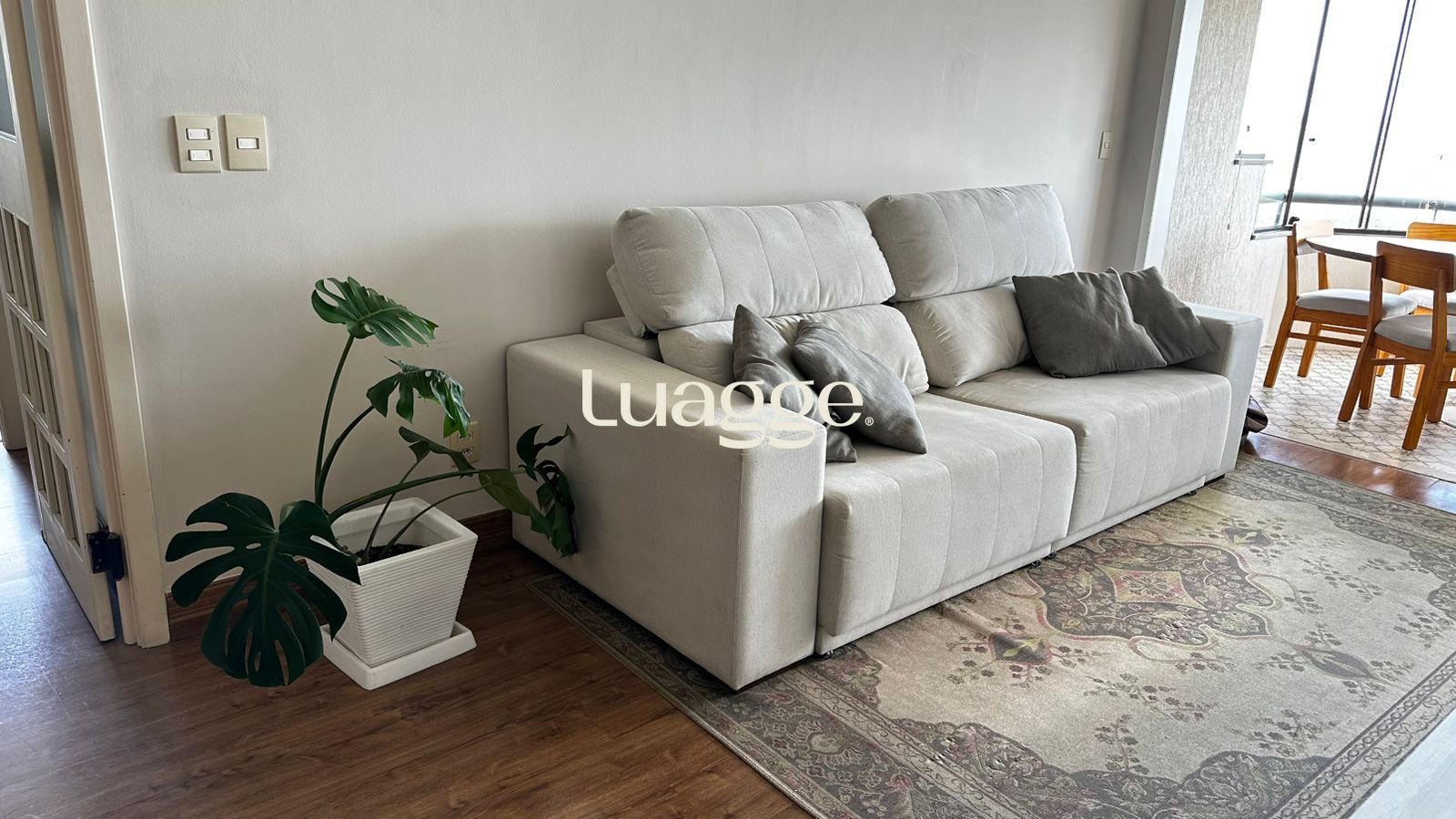 Apartamento à venda com 3 quartos, 90m² - Foto 4