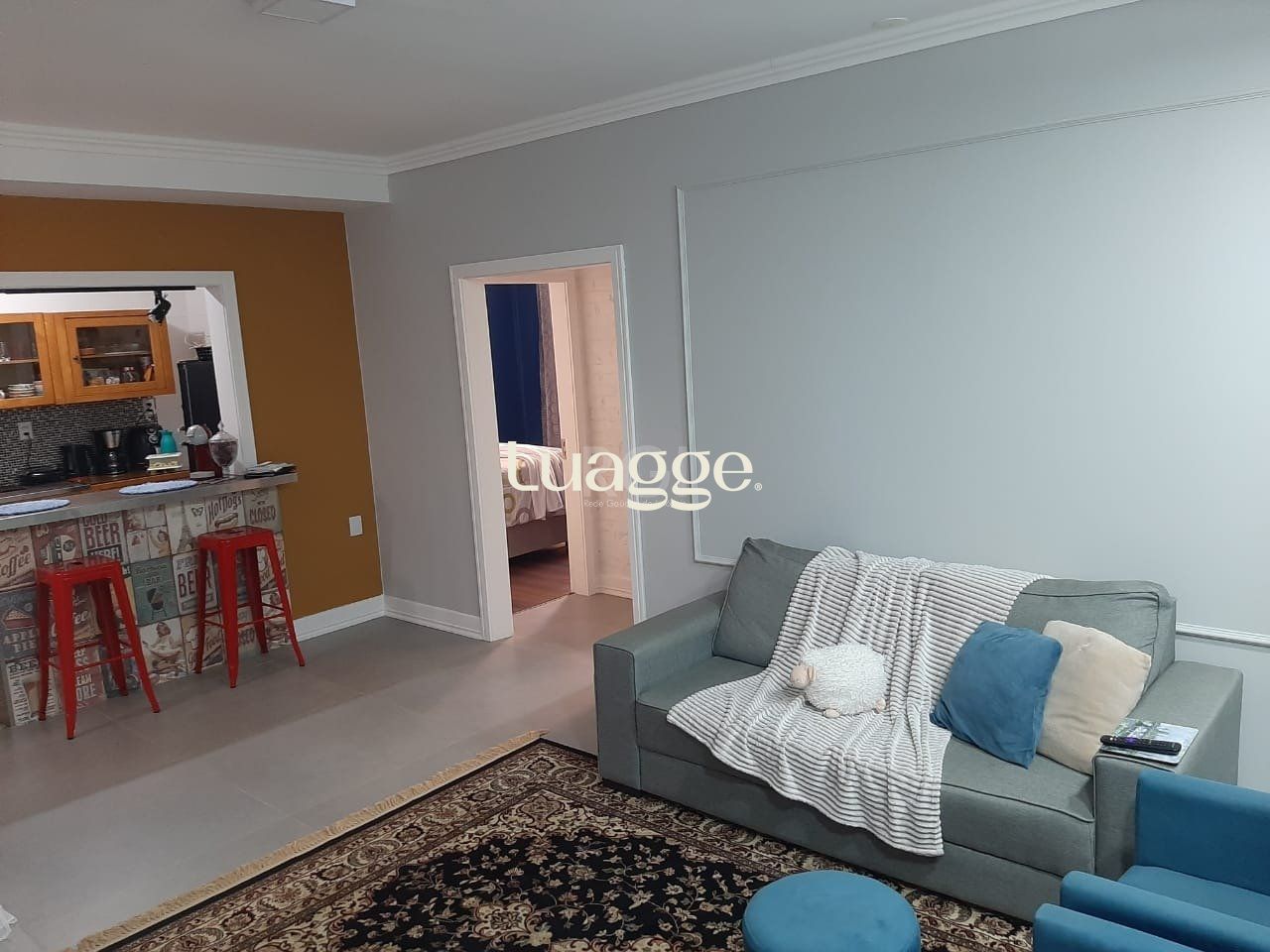 Apartamento à venda com 2 quartos, 64m² - Foto 1