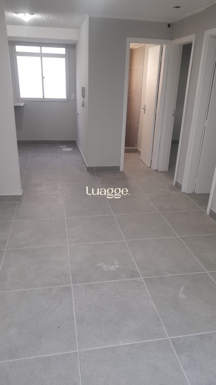 Apartamento à venda com 2 quartos, 44m² - Foto 2