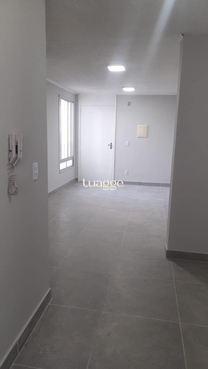 Apartamento à venda com 2 quartos, 44m² - Foto 3