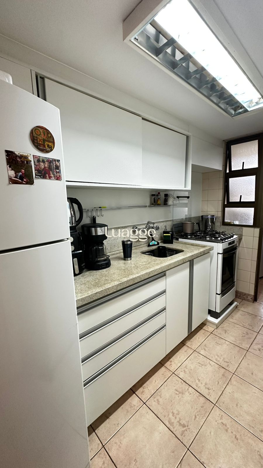 Apartamento à venda com 3 quartos, 90m² - Foto 25