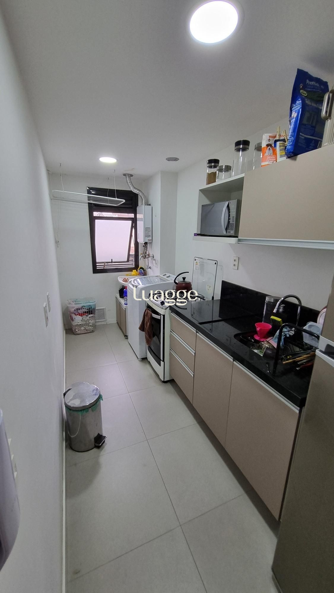 Apartamento à venda com 2 quartos, 57m² - Foto 25