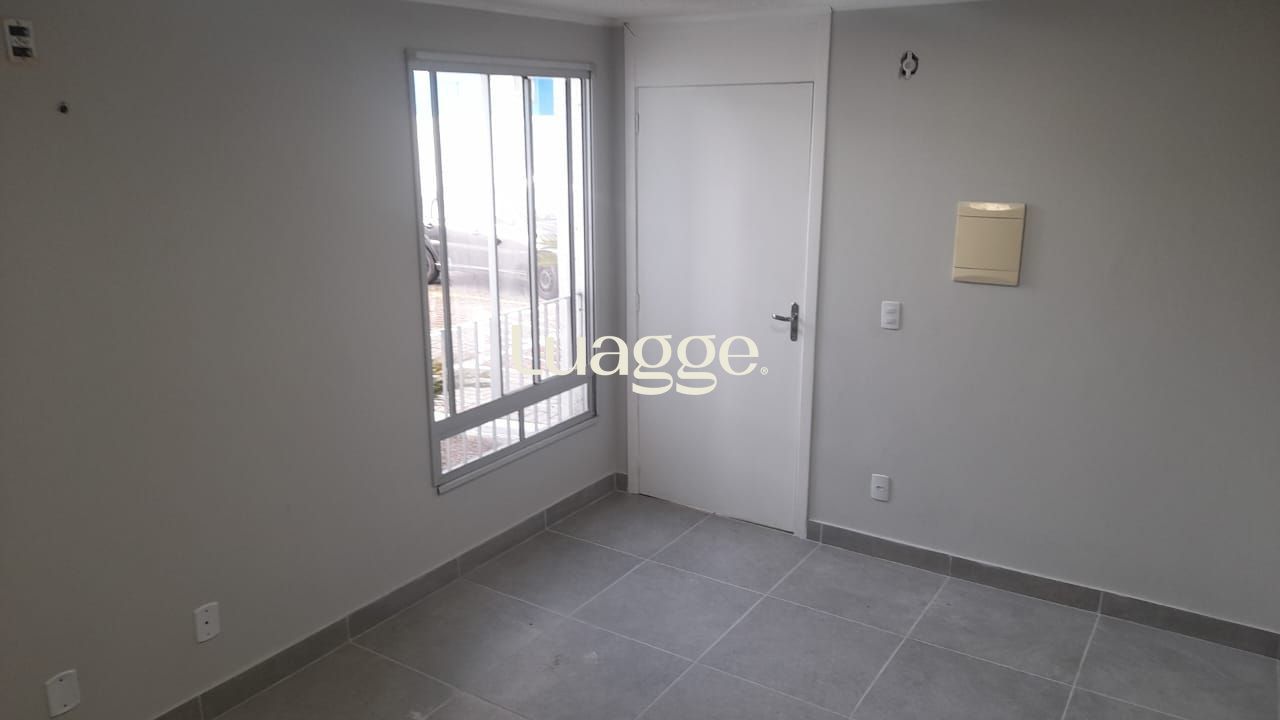 Apartamento à venda com 2 quartos, 44m² - Foto 4